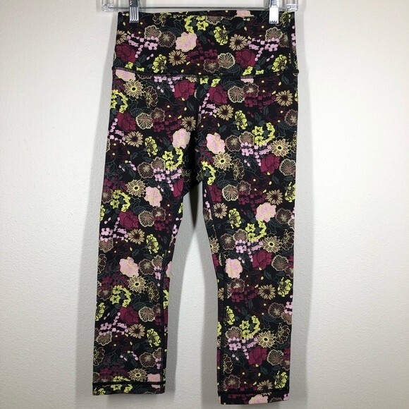 Lululemon Wunder Under Crop Fluorolace Multi Color Floral High Rise 6 - Picture 1 of 8